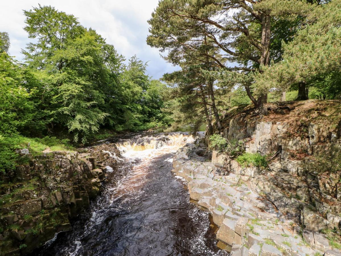 Meadows Edge Villa Holwick Bagian luar foto