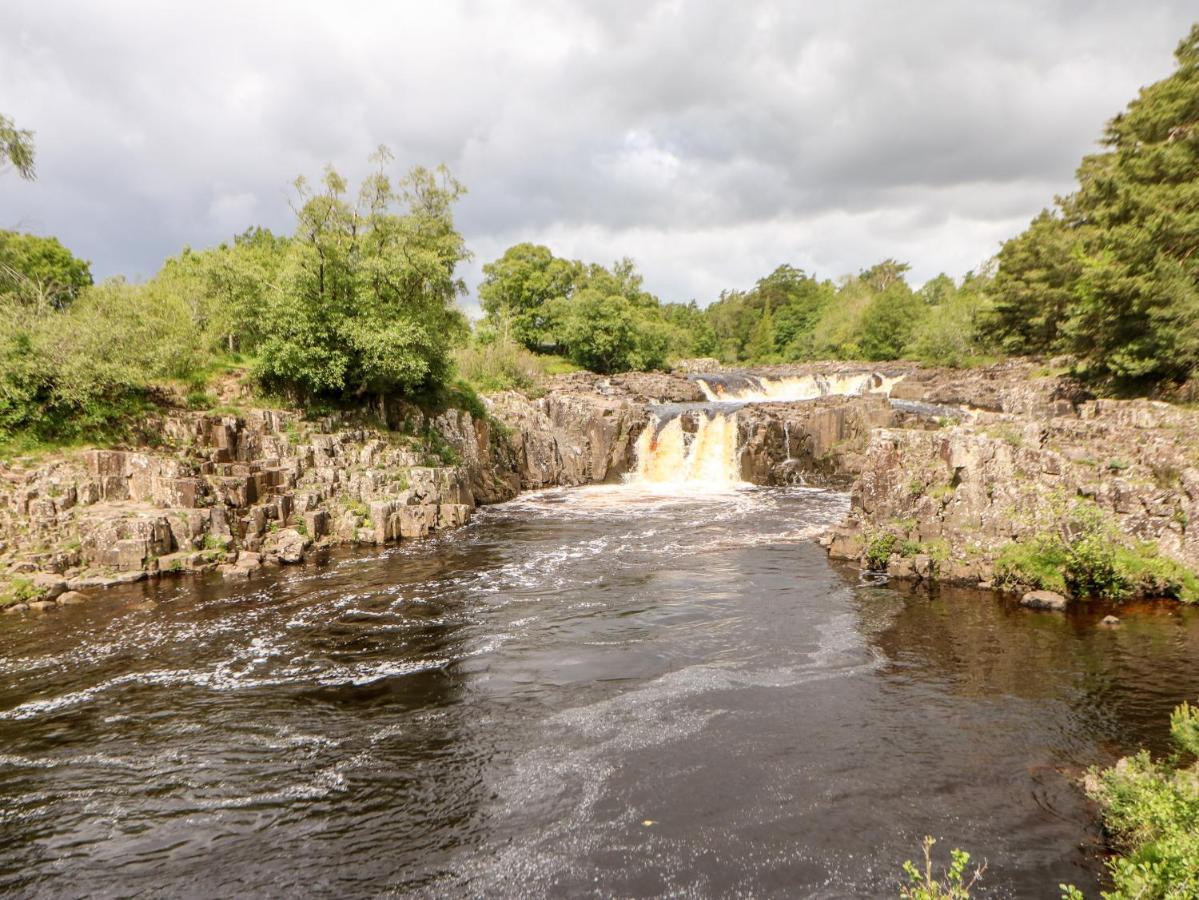 Meadows Edge Villa Holwick Bagian luar foto