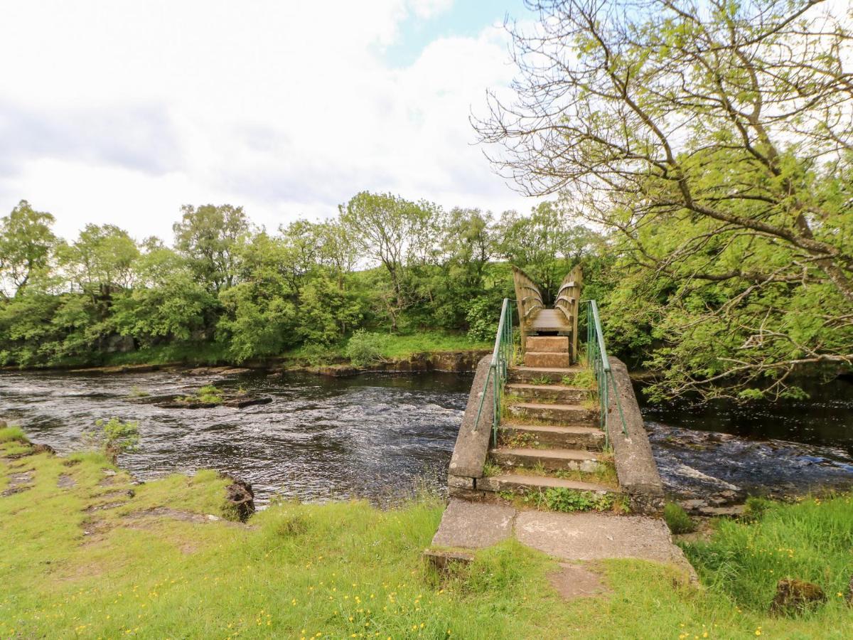 Meadows Edge Villa Holwick Bagian luar foto